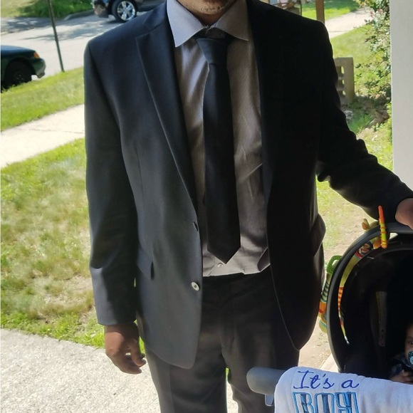 Michael Kors man black suit - Picture 9 of 10